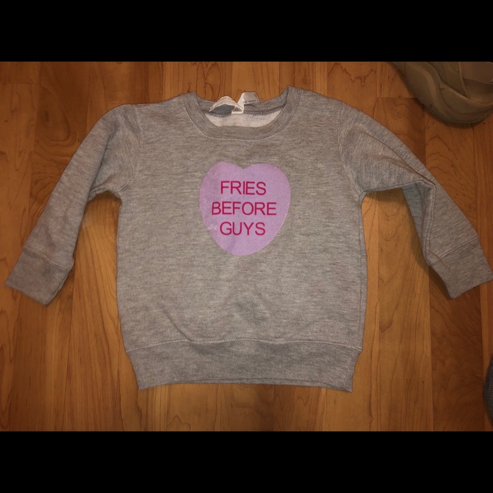 Sweatshirt